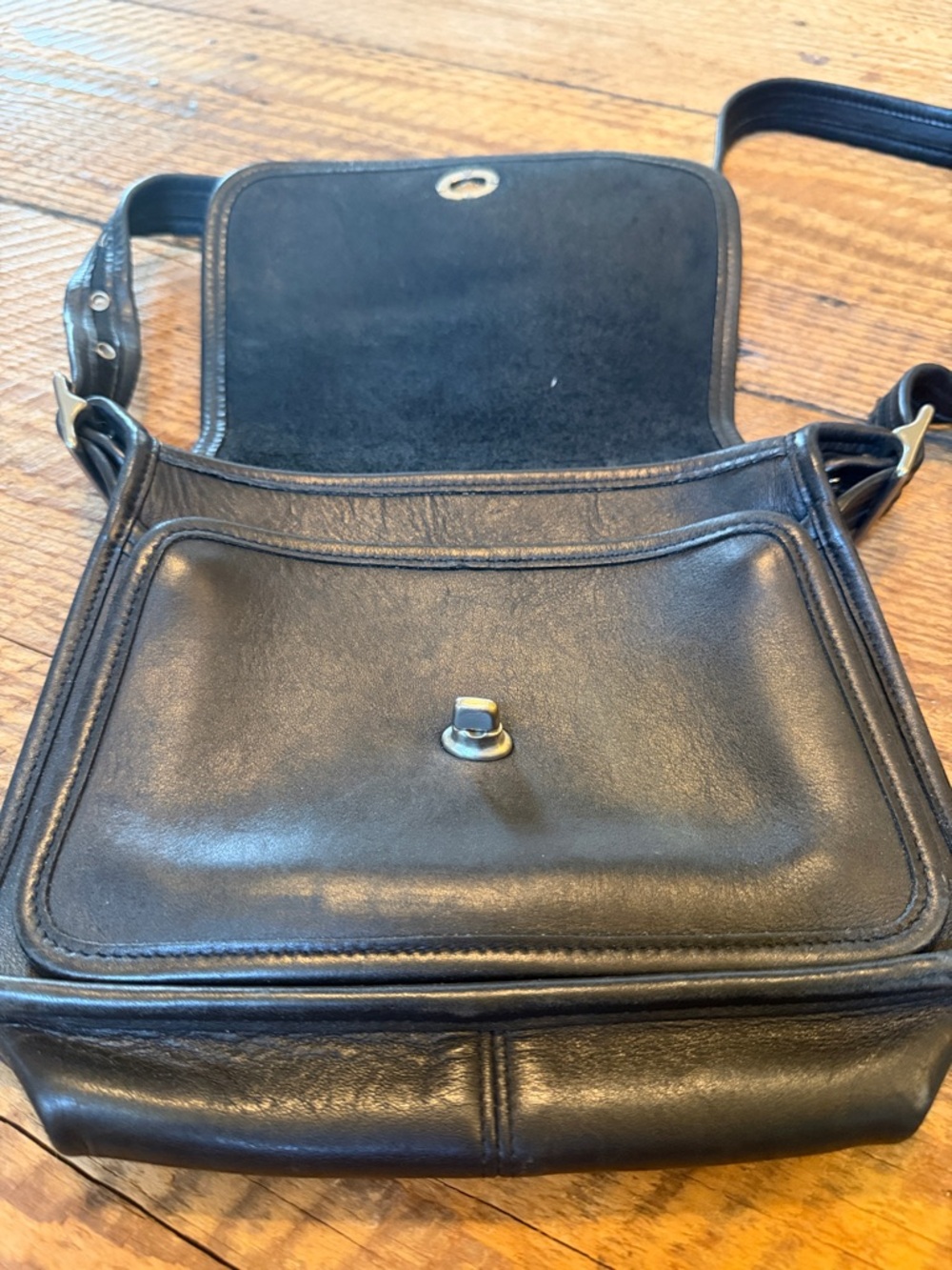 Coach Vintage Rambler's Legacy Bag - Picture 5 of 7